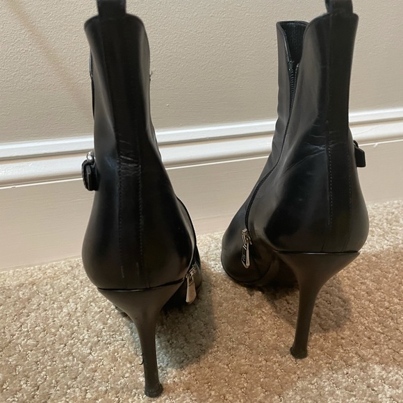 Longchamp Black Leather Booties Sz 8 (Retail $785) - Picture 5 of 12